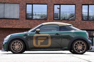 Barracuda Racing Wheels Summa Mini John Cooper Works Coupé R58 OctaneFactory Tuning Felgen Gewindefahrwerk Leistungssteigerung Kupplung Innenraum-Upgrade Tracktool