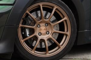 Barracuda Racing Wheels Summa Mini John Cooper Works Coupé R58 OctaneFactory Tuning Felgen Gewindefahrwerk Leistungssteigerung Kupplung Innenraum-Upgrade Tracktool