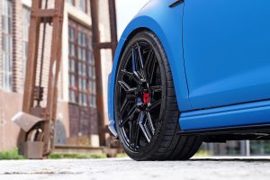 Barracuda Racing Wheels Ultralight Series VW Golf 7 R Tuning Felgen Dragoon Tieferlegung Folierung Karosserieteile Abgasanlage MB Custom Hot Hatch Topmodell