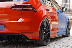 Barracuda Racing Wheels Ultralight Series VW Golf 7 R Tuning Felgen Dragoon Tieferlegung Folierung Karosserieteile Abgasanlage MB Custom Hot Hatch Topmodell
