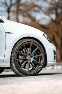 VW Golf 7 R auf Project 2.0 von Aerotechnik AG