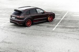 Black Box-Richter Nebulus Porsche Cayenne Turbo SUV Sportler Tuning Leistungssteigerung Folierung Felgen