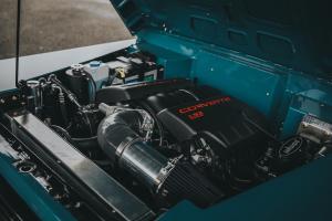 Blackbridge Motors Defender 110 Mark IV Jeep Wrangler-Chassis GM-Technik LS3-V8 Fahrwerks-Upgrades Felgen LED-Beleuchtung Innenraum-Veredelung