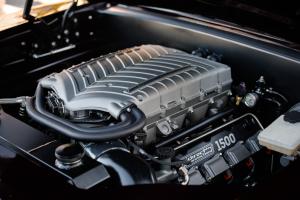 Blazin Rodz 1970 Dodge Charger Sangria HEMI Crate Engine Felgen Fahrwerk Bremsen Carbon Karosserie Innenraum USA Muscle Car Restomod