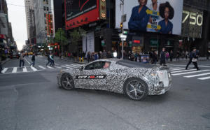 Chevrolet Corvette C8 Neuheit Mittelmotor Sportwagen Teaser Camouflage Prototyp Erlkönig