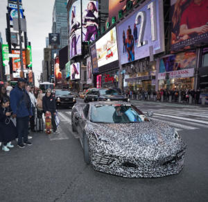 Chevrolet Corvette C8 Neuheit Mittelmotor Sportwagen Teaser Camouflage Prototyp Erlkönig