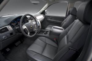 Chevrolet-Tahoe-US-Car-SUV-Jubiläum-25-Jahre-2011-Innenraum (1)