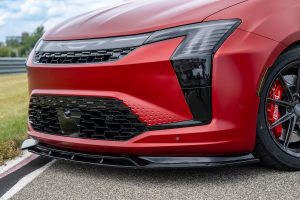 Chrysler VANkulture Pacifica Concept Minivan Tuning Bodykit Felgen Folierung Fahrwerk Bremsen Abgasanlage USA Roadkill Nights