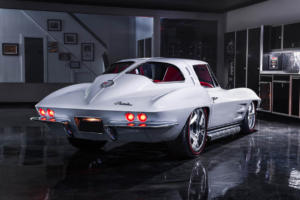Corvette-Restomod-2