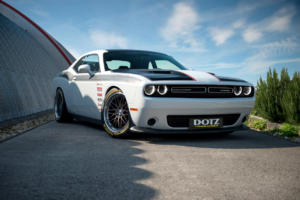 Dodge Challenger von DOTZ Tuning Wheels