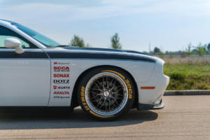Dodge Challenger von DOTZ Tuning Wheels