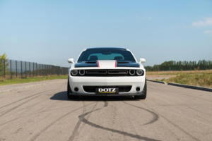 Dodge Challenger von DOTZ Tuning Wheels