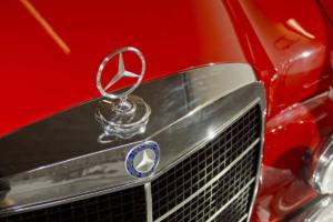 Mercedes-Benz 280S W108