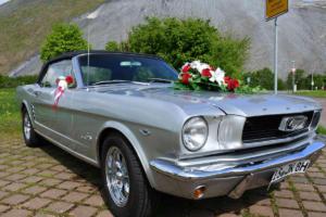 Uncle Sam`s Automobile: US-Car-Fahren auf Zeit!