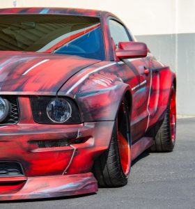 DTA Schöttner Ford Mustang GT Coupé S197 Widebody Karosseriekit Design-Lackierung Airride Luftfahrwerk Felgen Innenausstattung US-Car Tuning