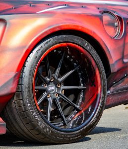 DTA Schöttner Ford Mustang GT Coupé S197 Widebody Karosseriekit Design-Lackierung Airride Luftfahrwerk Felgen Innenausstattung US-Car Tuning