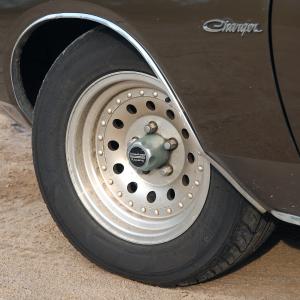 Dodge Charger 1971 Restauration Neuaufbau 7,2-Liter-V8-Motor Gewindefahrwerk Felgen Soundanlage US-Muscle Car Coupé Klassiker Oldtimer