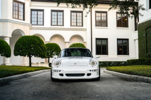 ECD Automotive Design Porsche 911 Turbo 993 Restomod Veredelung Felgen LED-Beleuchtung Motor Leistungssteigerung Getriebe Fahrwerk Bremsen Innenraum Sportwagen Ikone Coupé Project Gravette