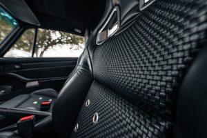 ECD Automotive Design Porsche 911 Turbo 993 Restomod Veredelung Felgen LED-Beleuchtung Motor Leistungssteigerung Getriebe Fahrwerk Bremsen Innenraum Sportwagen Ikone Coupé Project Gravette