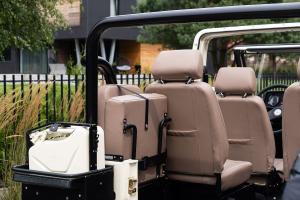 EMC Mercedes-Benz W461 250 GD Wolf Geländewagen Restomod