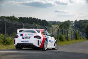 Eisenmann Exhaust Systems BMW M2 G87 Tuning Abgasanlage Endschalldämpfer Carbon-Bodykit Felgen Folierung Gewindefahrwerk Innenraum-Veredelung