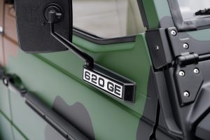Expedition Motor Company EMC Restomod Wolf Mercedes-Benz 620 GE Camouflage Optik Felgen Fahrwerk LS3 V8 Ottomotor Automatikgetriebe Innenraum Upgrade Geländewagen Allradantrieb Militär