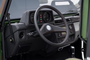 Expedition Motor Company EMC Restomod Wolf Mercedes-Benz 620 GE Camouflage Optik Felgen Fahrwerk LS3 V8 Ottomotor Automatikgetriebe Innenraum Upgrade Geländewagen Allradantrieb Militär