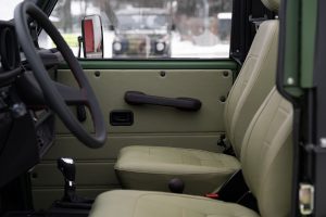 Expedition Motor Company EMC Restomod Wolf Mercedes-Benz 620 GE Camouflage Optik Felgen Fahrwerk LS3 V8 Ottomotor Automatikgetriebe Innenraum Upgrade Geländewagen Allradantrieb Militär