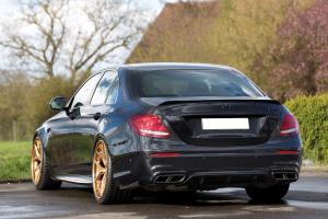 Extreme Customs Mercedes-AMG E 63 S Limousine W213 Tuning Felgen Räder Vossen Tieferlegung