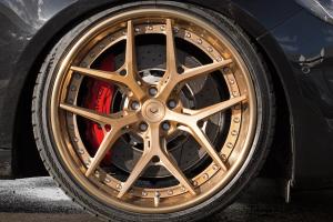 Extreme Customs Mercedes-AMG E 63 S Limousine W213 Tuning Felgen Räder Vossen Tieferlegung