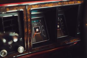 Fat Fender Garage Ford F-250 Ranger 4x4 Highboy Restomod Tuning SEMA Show 2024 Pick-up Truck Motor Fahrwerk Felgen Innenausstattung