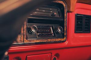 Fat Fender Garage Ford F-250 Ranger 4x4 Highboy Restomod Tuning SEMA Show 2024 Pick-up Truck Motor Fahrwerk Felgen Innenausstattung