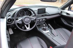 Flyin' Miata Mazda MX-5 ND Motor-Swap GM Chevrolet LS3-V8 Abgasanlage Bremsen