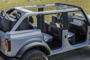 Ford Bronco Geländewagen Allradler Neuheit US-Car Viertürer