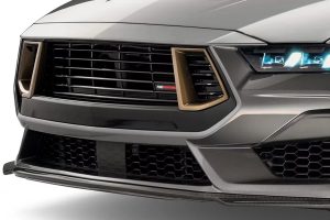 Ford Custom Garage Mustang FP800S Bronze Magneride Package Concept Neuheit Leistungssteigerung Kompressor Abgasanlage Fahrwerk Carbon-Karosserieteile Felgen Innenraum-Veredelung Muscle Car Coupé