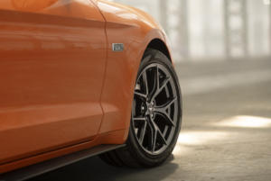 2020 Mustang 2.3 EcoBoost High Performance Package Neuheit US-Car Muscle Car Sportcoupé