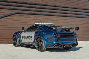 Ford Mustang GT Filmauto Transformers The Dark Knight Barricade Decepticon Polizeiauto Coupé Coyote V8 Versteigerung Curated