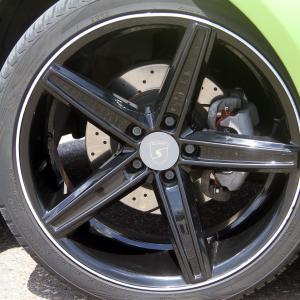 Ford Mustang GT S197 Tuning Bodykit Felgen Fahrwerk Bremsanlage Abgasanlage US-Car Muscle Car Coupé