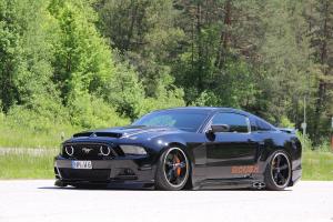 Ford Mustang V6 Coupé S197 Tuning Kompressor-Aufladung Leistungssteigerung Luftfahrwerk Airride Bremsanlage Bodykit Innenraum-Veredelung Hifi-Anlage