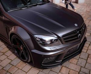 Mercedes-Benz W204 C 63 AMG