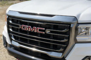 GMC Canyon AT4 Off-Road Performance Edition US-Car Pick-up Truck Neuheit