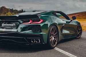 GeigerCars.de Chevrolet Corvette C8 Stingray 45th Limited Edition Carbon-Bodykit Felgen Design Folierung Fahrwerk Leistungssteigerung Bremsen-Upgrade