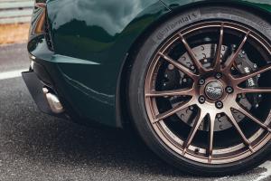 GeigerCars.de Chevrolet Corvette C8 Stingray 45th Limited Edition Carbon-Bodykit Felgen Design Folierung Fahrwerk Leistungssteigerung Bremsen-Upgrade