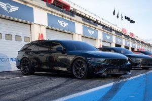 Genesis G90 Wingback Concept Sportkombi Luxusklasse Studie Widebody Karosserieteile Felgen Unikat