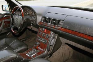 Mercedes-Benz W140 S 500