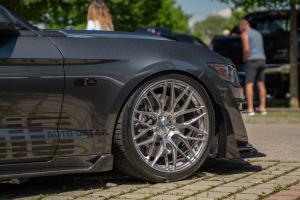 HS Motorsport Ford Mustang GT Felgen Elegance Wheels E3 FF Bodykit Fahrwerk Tieferlegung Abgasanlage