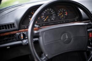 HS Motorsport Tuning Mercedes-Benz C126 560 SEC Felgen Tieferlegung Abgasanlage Frontspoilerlippe