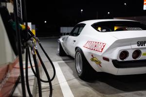 Hardcore Tokyo Chevrolet Camaro 1970 Pandem Widebody Karosseriekit Leistungssteigerung Fahrwerk Felgen Innenraum-Veredelung