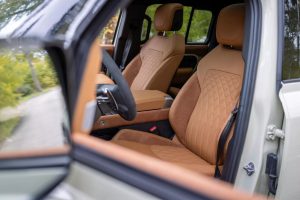 Heritage Customs Valiance Pick-up Tuning Karosseriebau Land Rover Defender 130 Geländewagen Offroader