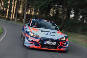 Hyundai RM19 Prototyp Erprobungsfahrzeug Mittelmotor Veloster N Motorsport